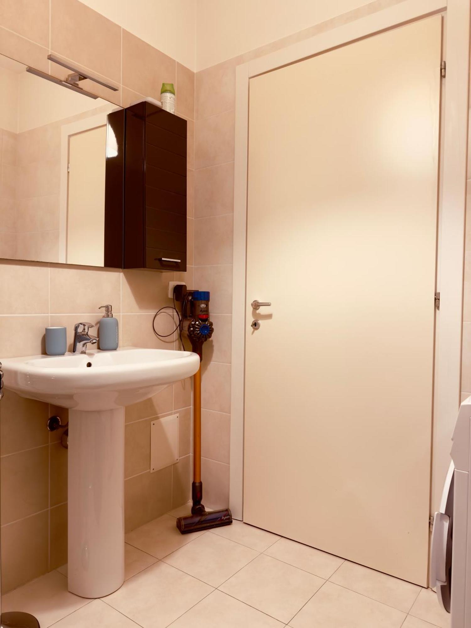 Felci Blu Metro Apartamento Milán